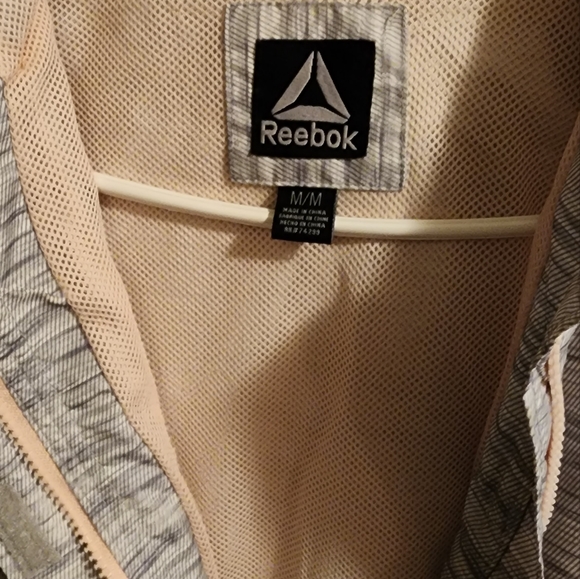 Reebok Rain shell jacket wo.ens size med - Picture 3 of 4
